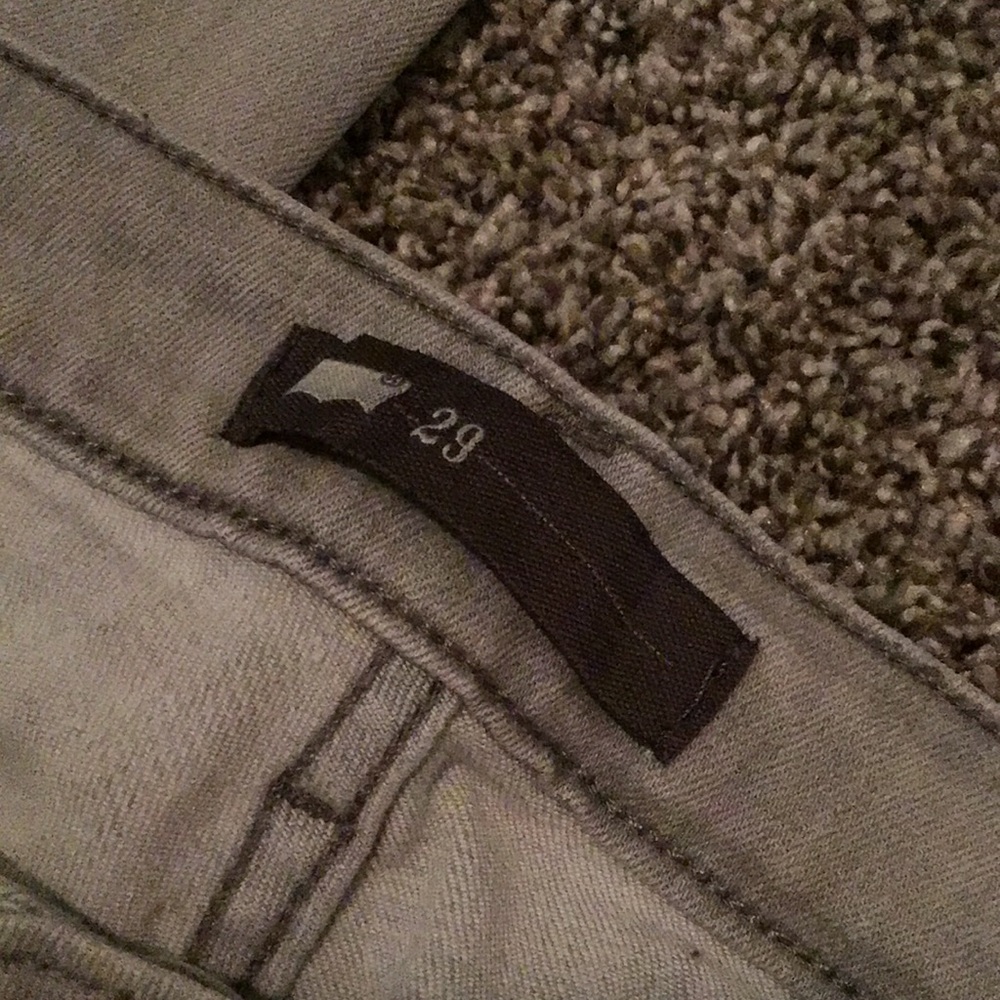 Levi’s Jeans - Picture 2 of 3